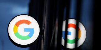 U.S. judge orders Google to share search data with competitors